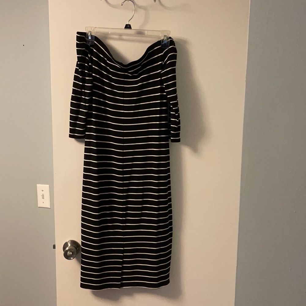 Over the shoulders midi dress
